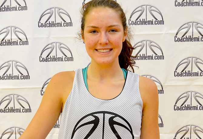 2017 Coach Hemi Featured Player – Hanna Carroll