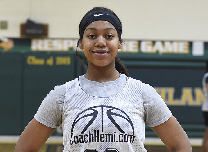 Coach Hemi Featured Player – Alexis Yarbrough